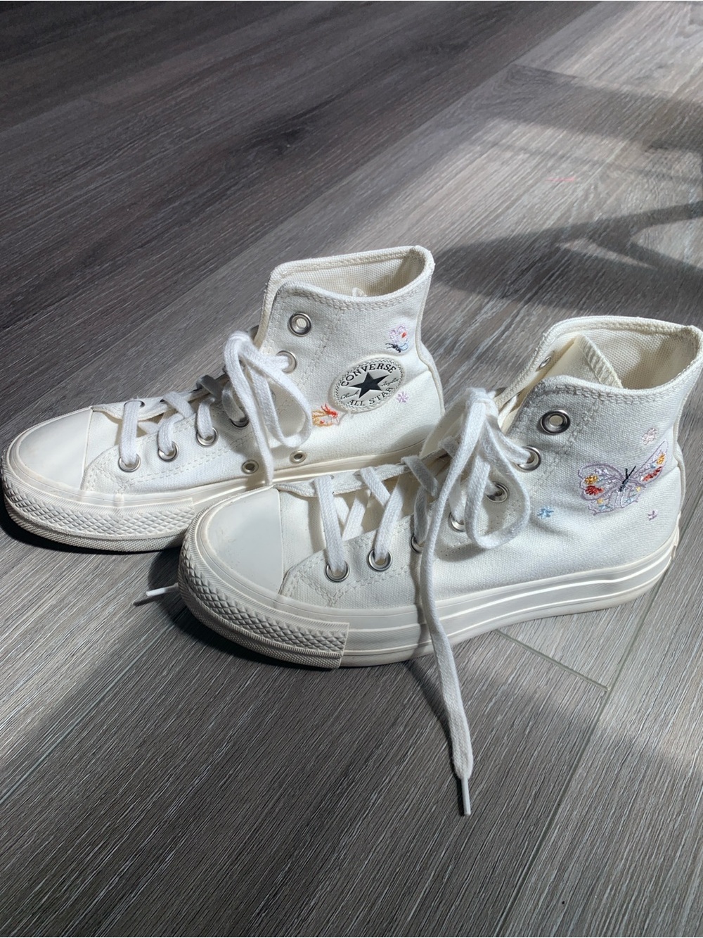 Embroidered Butterfly Converse All Star Platform High Size 5 FREE SHIPPING
